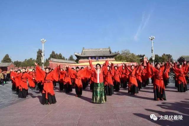 万名女性《礼仪之邦》汉服手语舞挑战吉尼斯纪