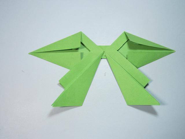 手工折纸 蝴蝶结的折法详细步骤图解