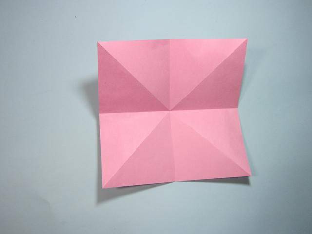 儿童手工折纸花 花朵的折法步骤图解