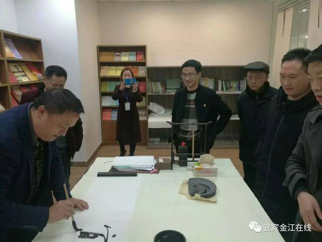 宜宾县委常委,宣传部部长张云飞在仪式上致辞并指出,一直以来,县委