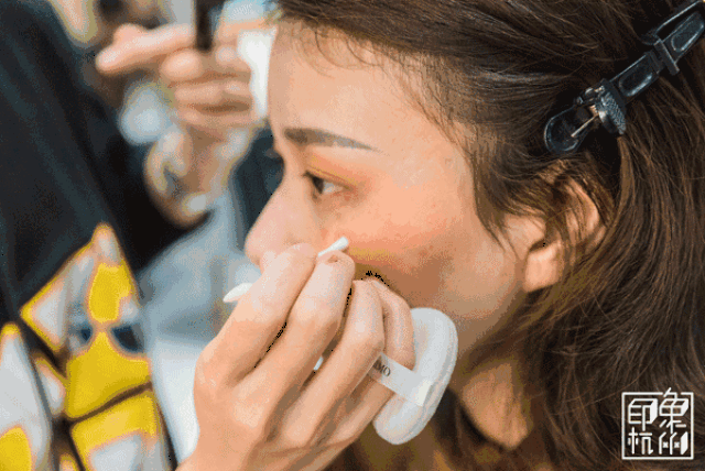 听说杭州这家照相馆能拍圣诞表情包?