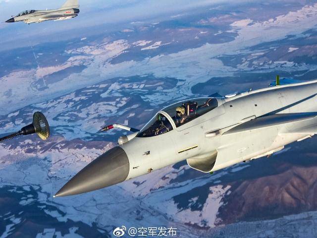 歼-10b已成为中国空军最先进的现役战斗机之一.