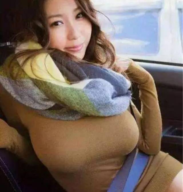 胸大为什么会影响女生开车?