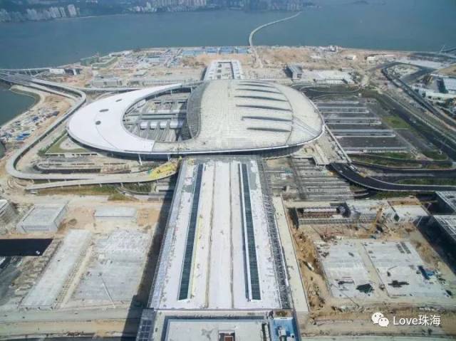 港珠澳大桥珠海口岸地铁接口首次披露!2018,我们从这儿上桥去香港!