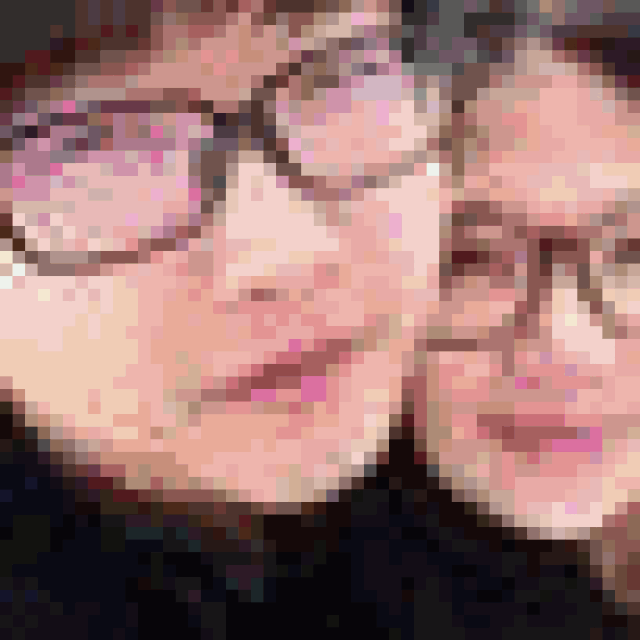 插座里有针孔摄像头!情侣入住酒店又被偷怕!