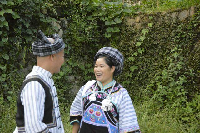 云南长底坡脚村:传承弘扬布依文化有“绝招”