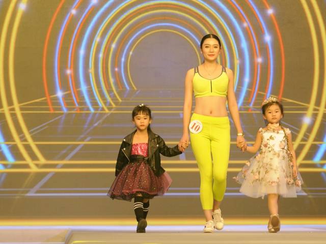 模特大赛总决赛广州 11d65c6622944f44bfa1393b7420db85.jpeg