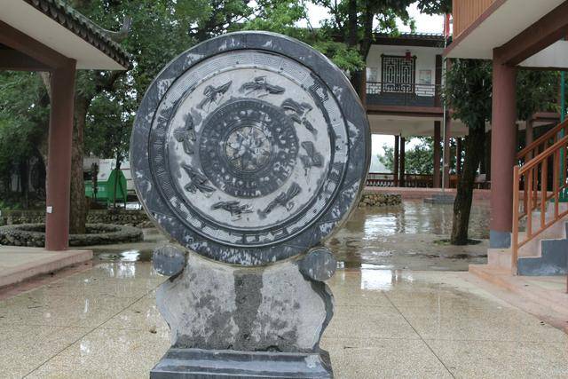 云南长底坡脚村：传承弘扬布依文化有“绝招”