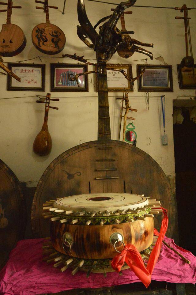 云南长底坡脚村:传承弘扬布依文化有“绝招”