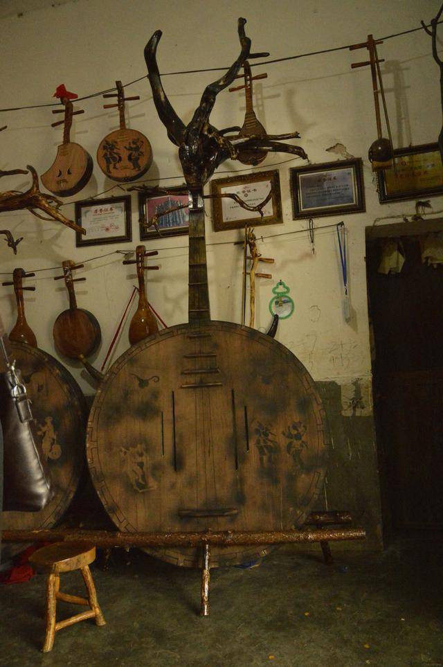 云南长底坡脚村:传承弘扬布依文化有“绝招”