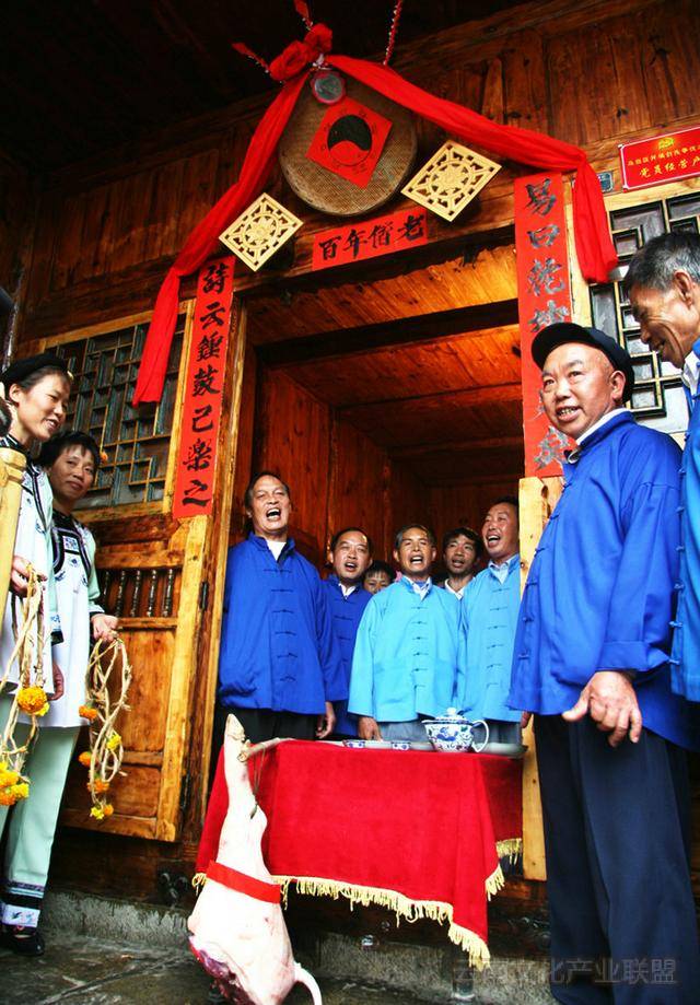 云南长底坡脚村:传承弘扬布依文化有“绝招”