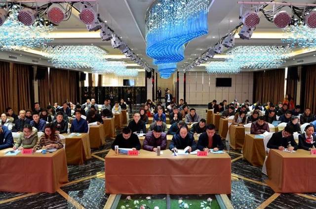(天水市麦积区万达酒店学术报告厅) 本次培训班由共青团天水市委
