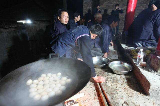 云南长底坡脚村：传承弘扬布依文化有“绝招”