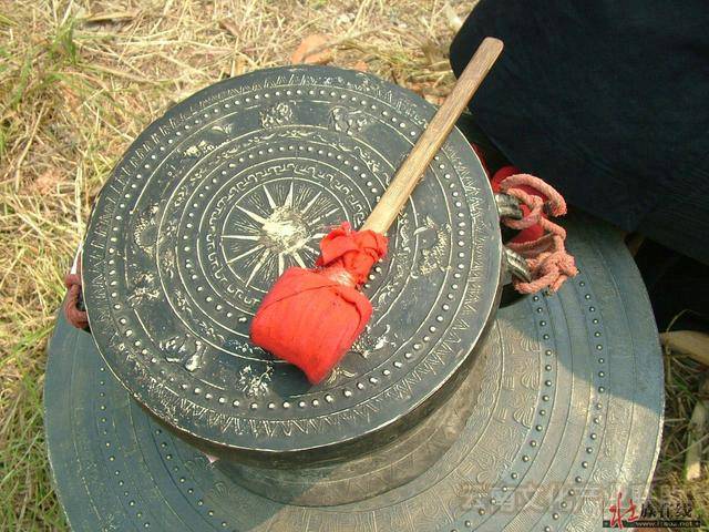 云南长底坡脚村：传承弘扬布依文化有“绝招”