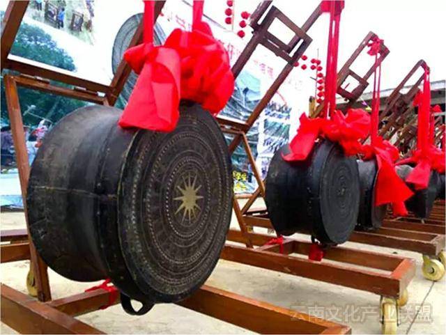 云南长底坡脚村：传承弘扬布依文化有“绝招”