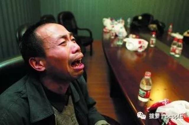 医院抢救危重病患亲属不签字 最高法明确责任界定医院无需担责