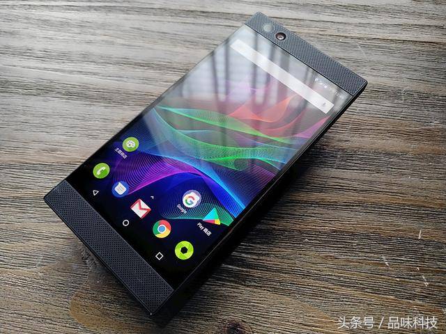 雷蛇手机Razer Phone港版真机上手:只差信仰灯