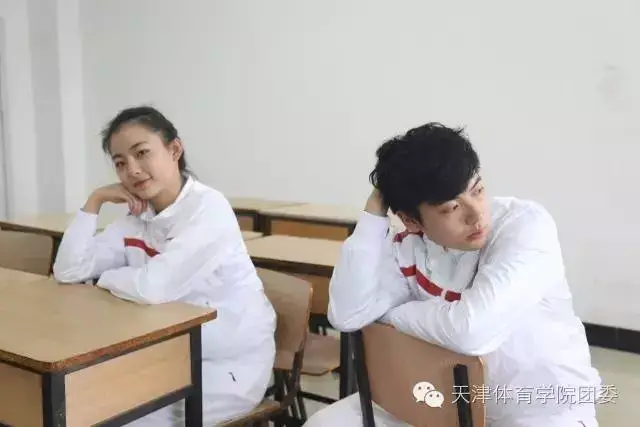 天津这两所大学的校服太好看了!中航大vs天体,谁更胜一筹?