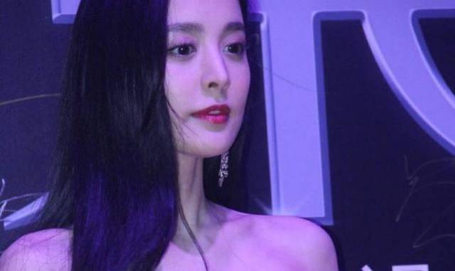 古力娜扎长相越来越像热巴,网友:颜值到达顶峰