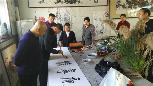 唐山公益书画苑和燕赵诗书画院唐山分院开展书画交流活动