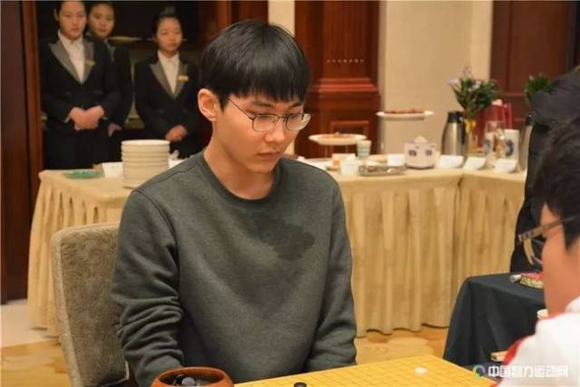 智英会最终决赛组图 柯洁vs朴廷桓 於之莹vs吴侑珍