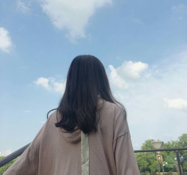 女生头像丨有一种单身叫宁缺勿滥,有一种单身叫只为某人.