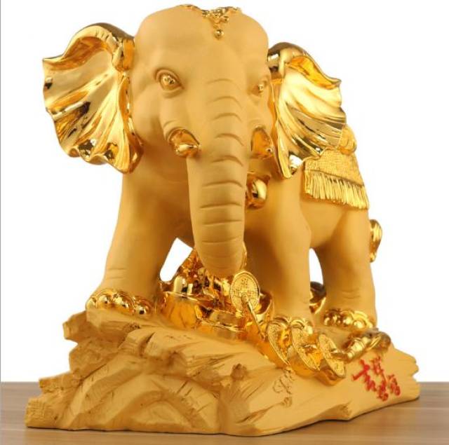 绒沙金招财大象,,生态栩栩如生,搭配礼盒,可以作为送礼的佳品,也很是