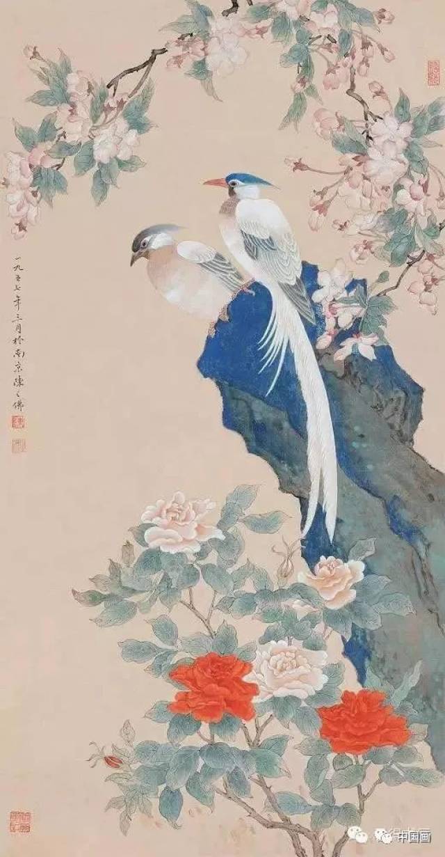陈之佛的工笔花鸟画与传统绘画存在着很大差别,如果要下一个确切的