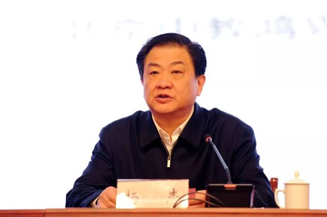 江苏省委教育工委副书记徐子敏,泰州市委常委,常务副市长杨杰,中国