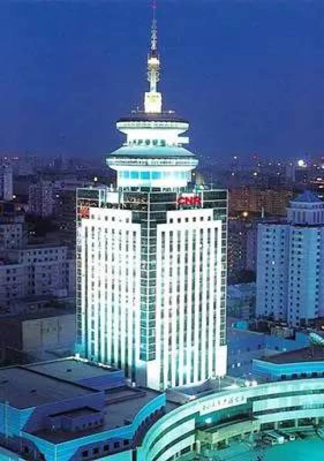 中央人民广播电台的主播是怎么工作的