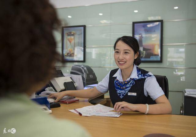 银行职员真实生活揭秘,出人意料,和他们说的不一样!