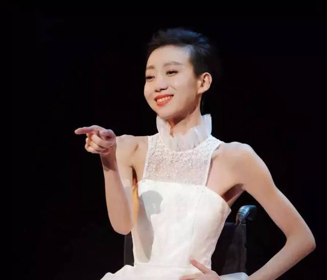 【舞蹈】漂亮的女人很多,但跳舞的女人不仅仅只有漂亮