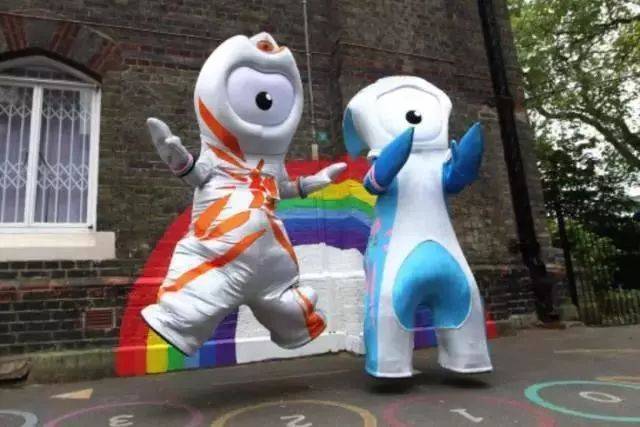 2012年英国伦敦奥运会 吉祥物wenlock 和 mandeville