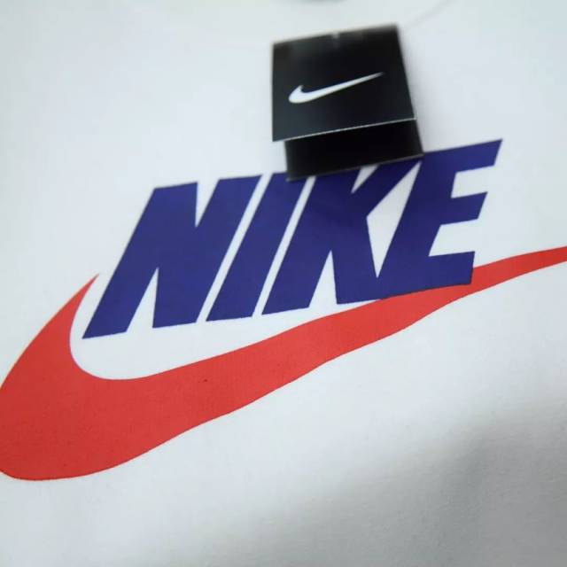 胸前经典的nike大logo印花,,外贸大印花厂出品,工艺技术觉对的美美哒