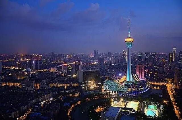 只有一个成都,成都却拥有整个!