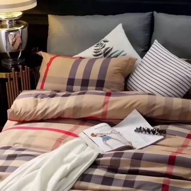 巴宝莉(burberry)床单四件套 大格子