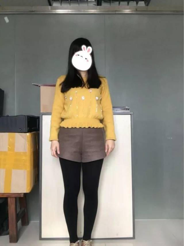 156cm,体重94-96斤浮动,体重非常稳定,除了怀孕外,从来没有超过100斤