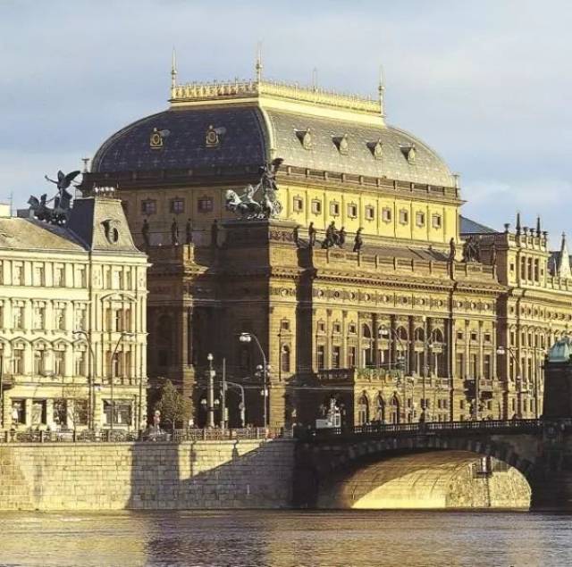 ԿƬ | ݿetina