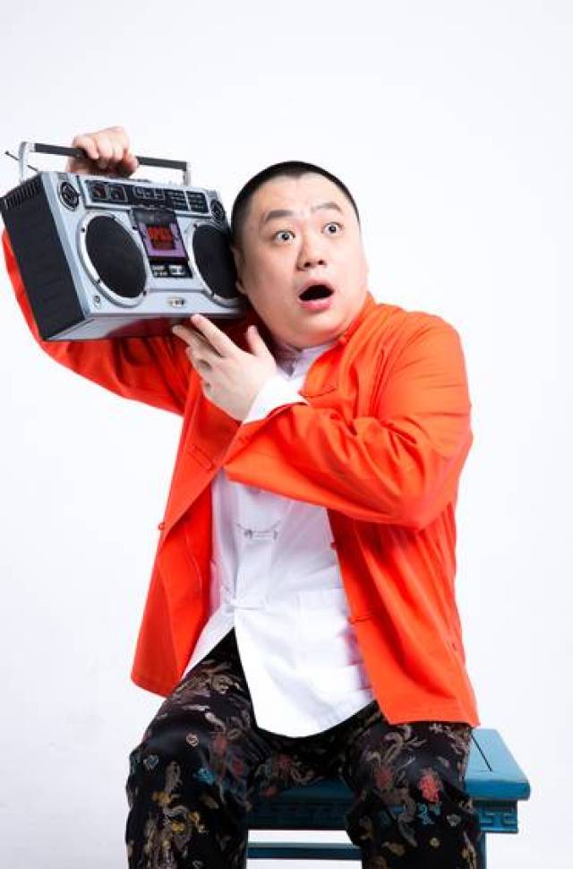 承包一场相声,让金岩陪您青春欢校!(文末福利