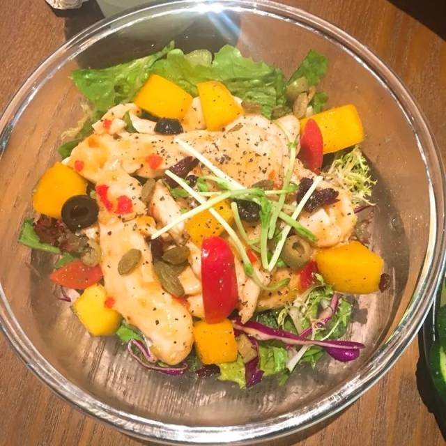 吃起来就停不下的好吃沙拉,食材选择,酱汁搭配,摆盘造型,都非常重要