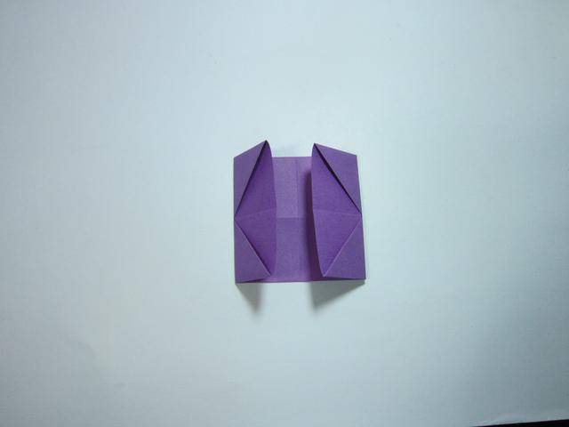 儿童手工折纸:笔筒的折法步骤图解