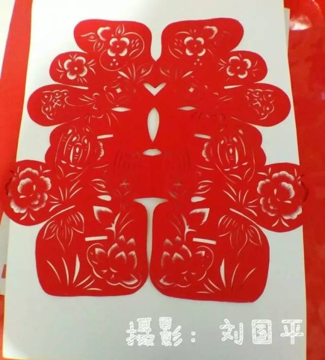 代县一老乡家里拍到的,传疯了!