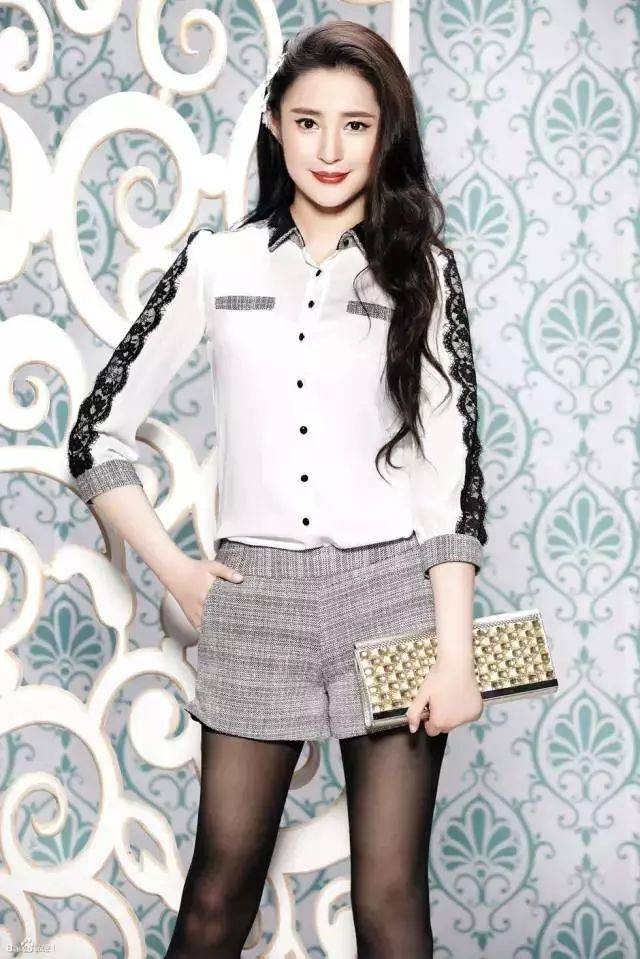 潜规则艳照整容!古装剧艳压唐嫣!李心艾走红路