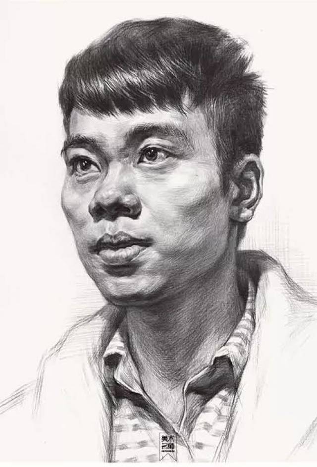 如何在手机上画素描画 1022c1732201429286a959045f41c762.jpeg