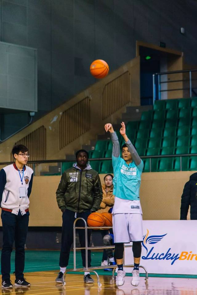 充能城际篮球联赛ccba(镇江站)圆满结束