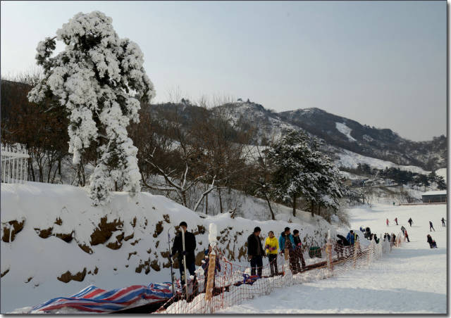 这个冬天,襄阳人相约河南南阳方城七峰山滑雪场