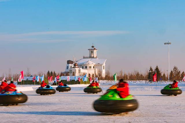 哈尔滨进入后冰雪世界时代 呼兰河口盛装升级版亮瞎你钛合金双眼