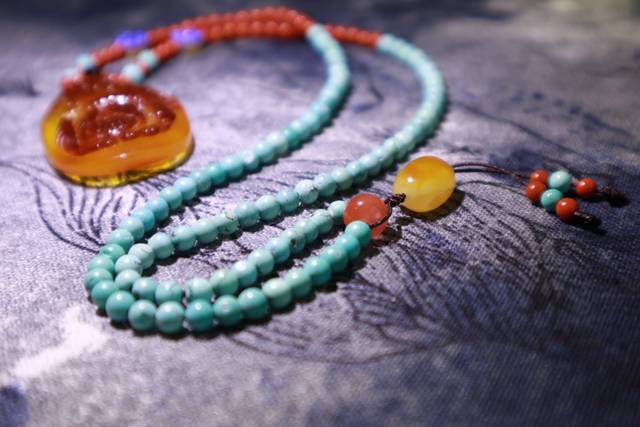 做工好的蜜蜡越有收藏价值