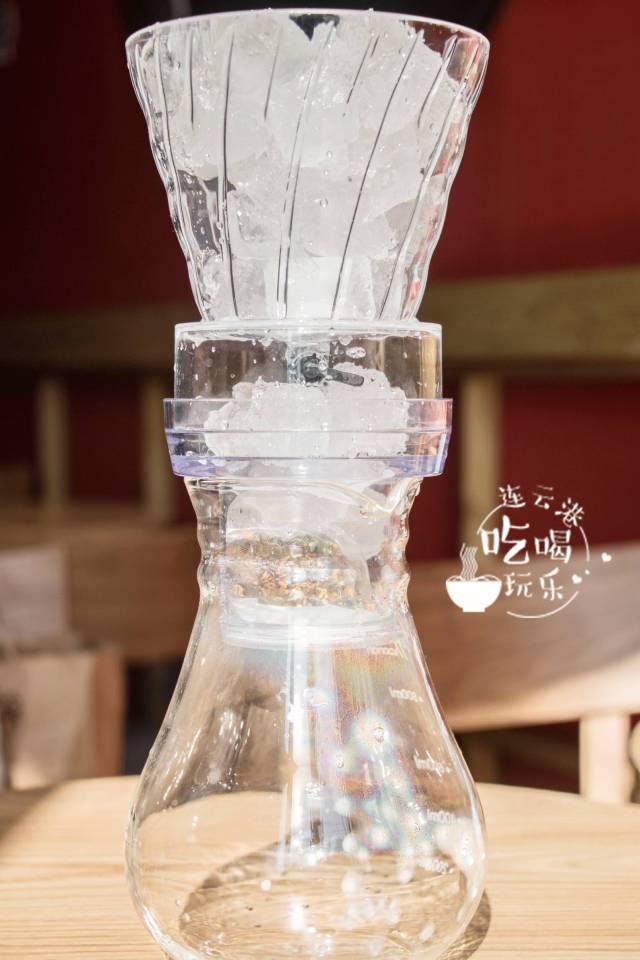 ▏水果新鲜现切 ▏ 一捧清茗,入煮韶华清味 乌茶邦采用特色 冰滴工艺