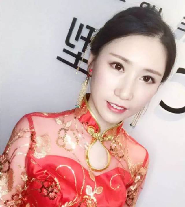 上一波嘉论美新娘们的试妆照